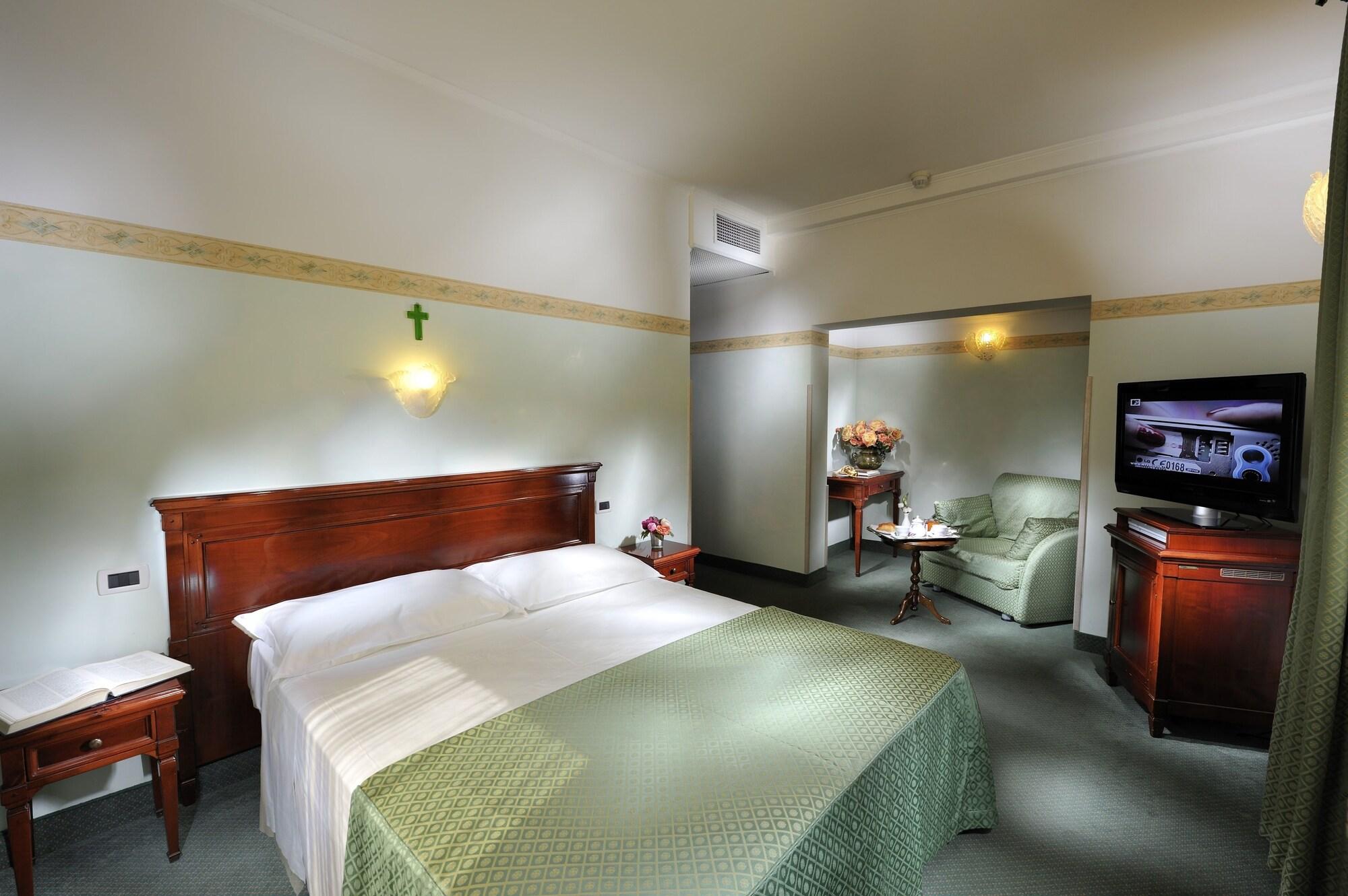 Hotel Russo Palace Lido di Venezia Ruang foto