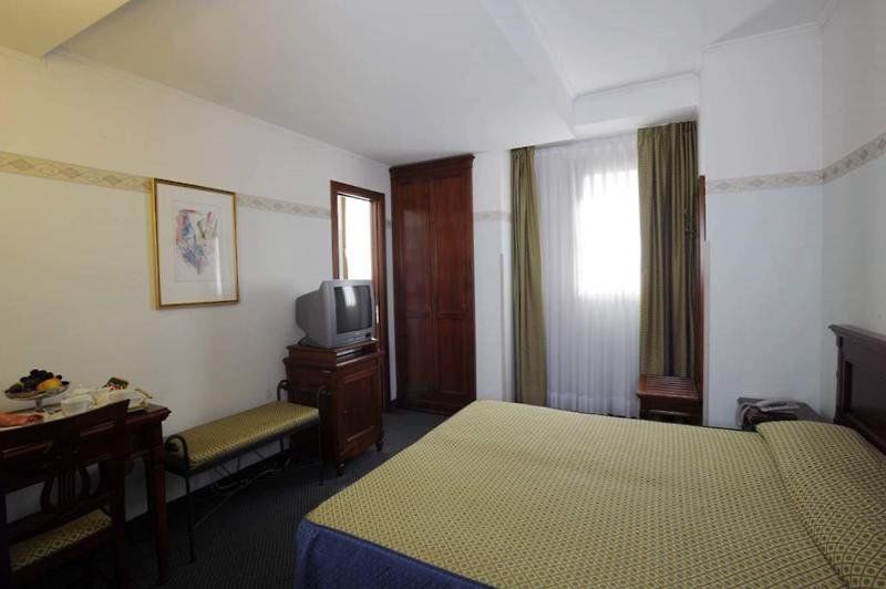 Hotel Russo Palace Lido di Venezia Bagian luar foto