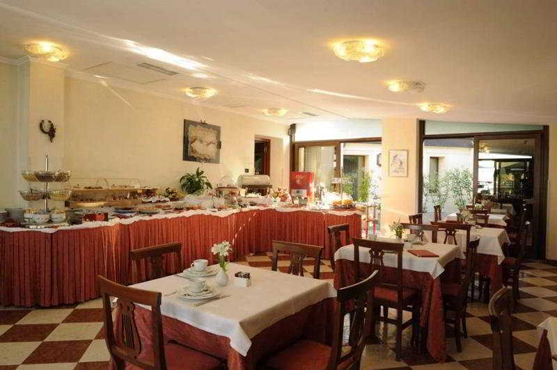 Hotel Russo Palace Lido di Venezia Bagian luar foto